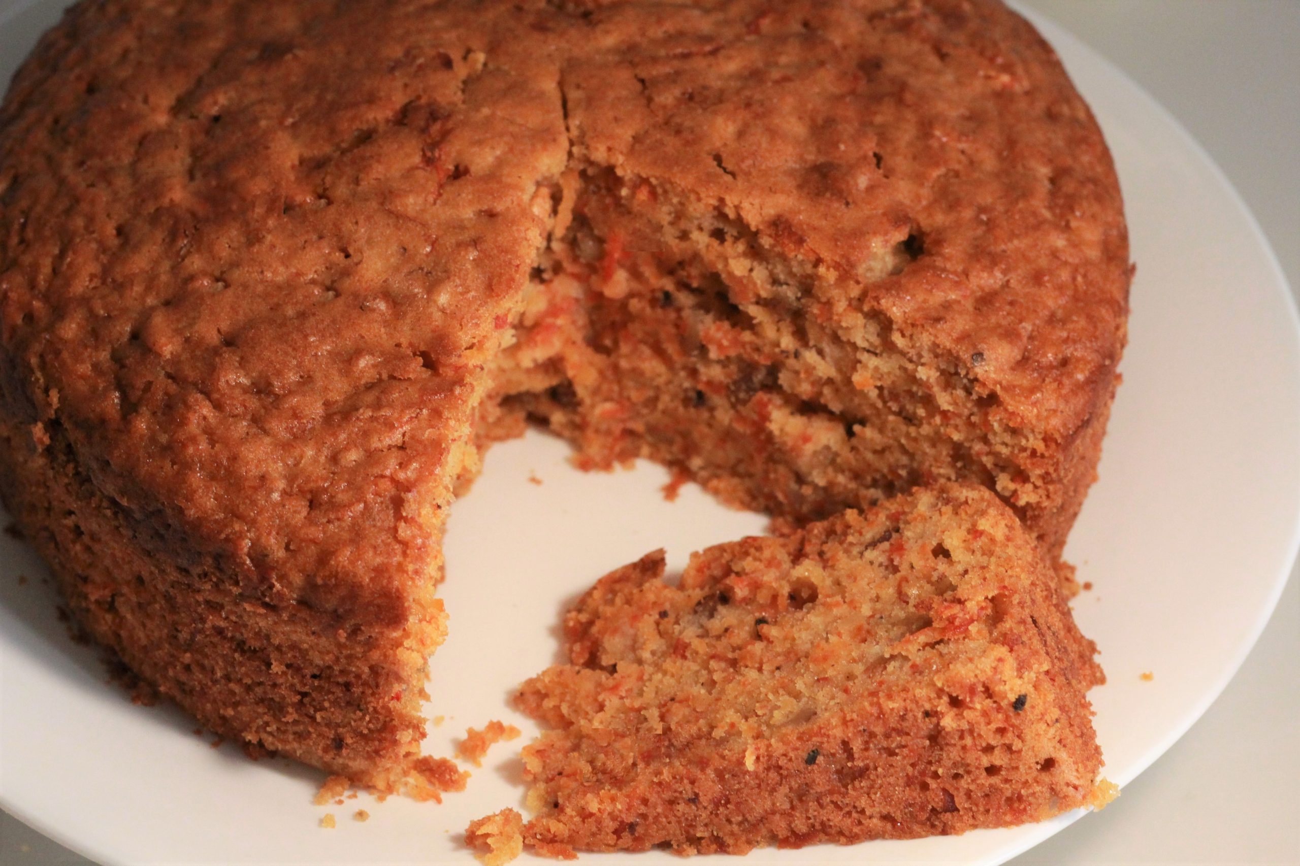 Carrot & Dates Cake Recipe by Sudeshna Rajib Das - Cookpad